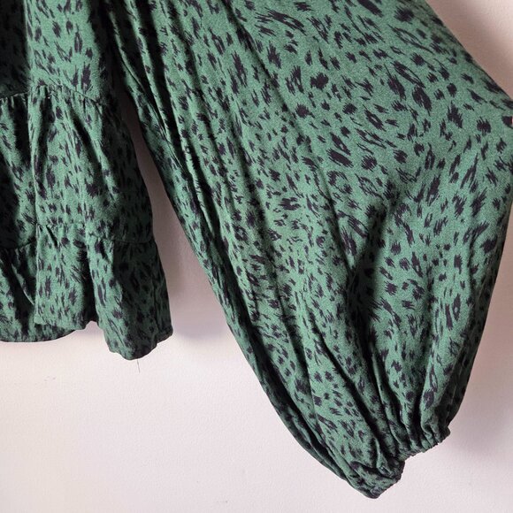 EUC AFRM SWEETHEART NECKLINE PEPLUM ANIMAL PRINT TOP SIZE M - Picture 5 of 16